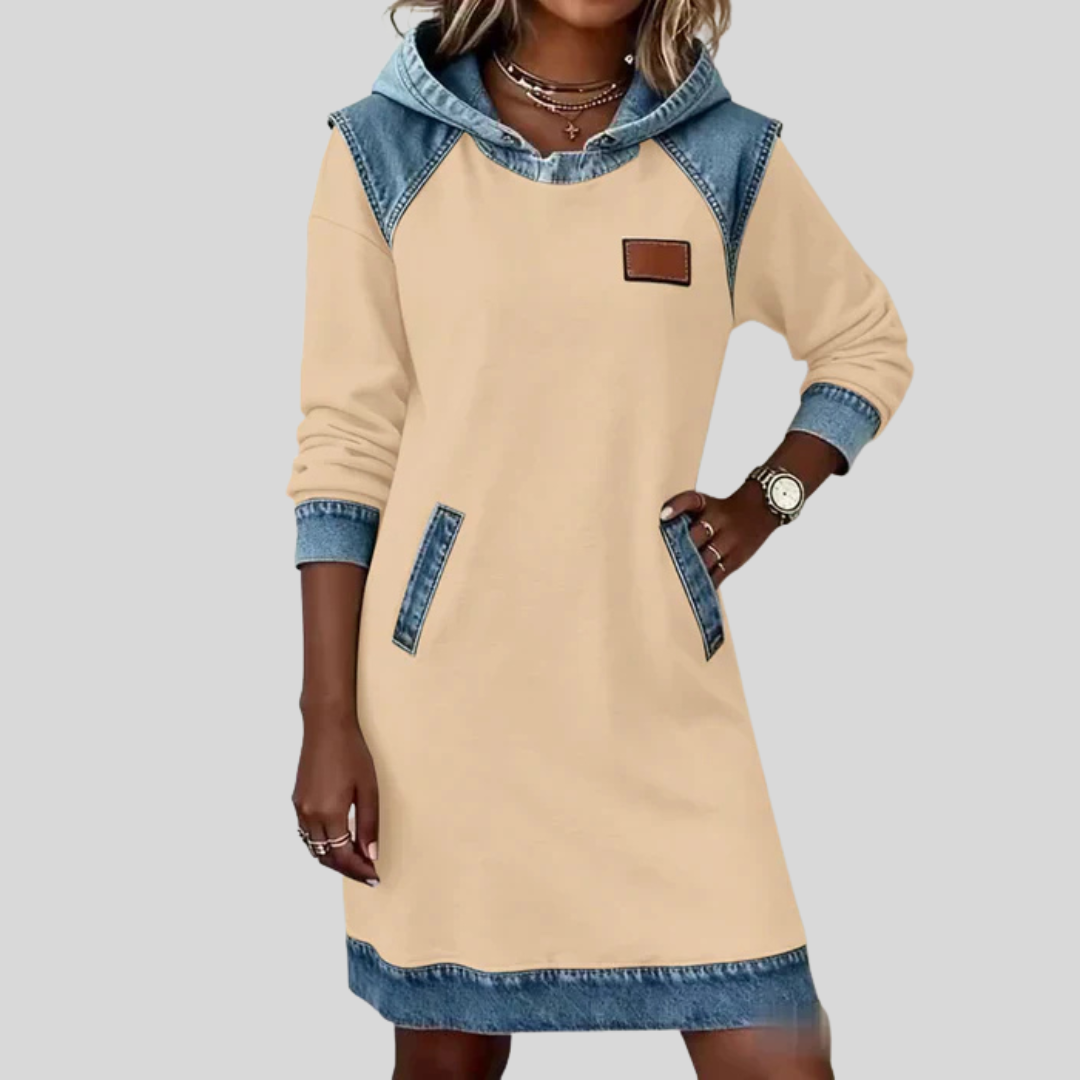 Hanne - Contrast Jurk met Capuchon
